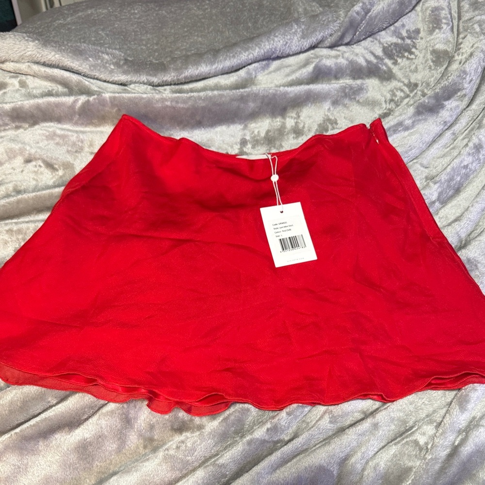 NWT Ginia 100% Silk Leni Mini Skirt in Red Chilli Size Large